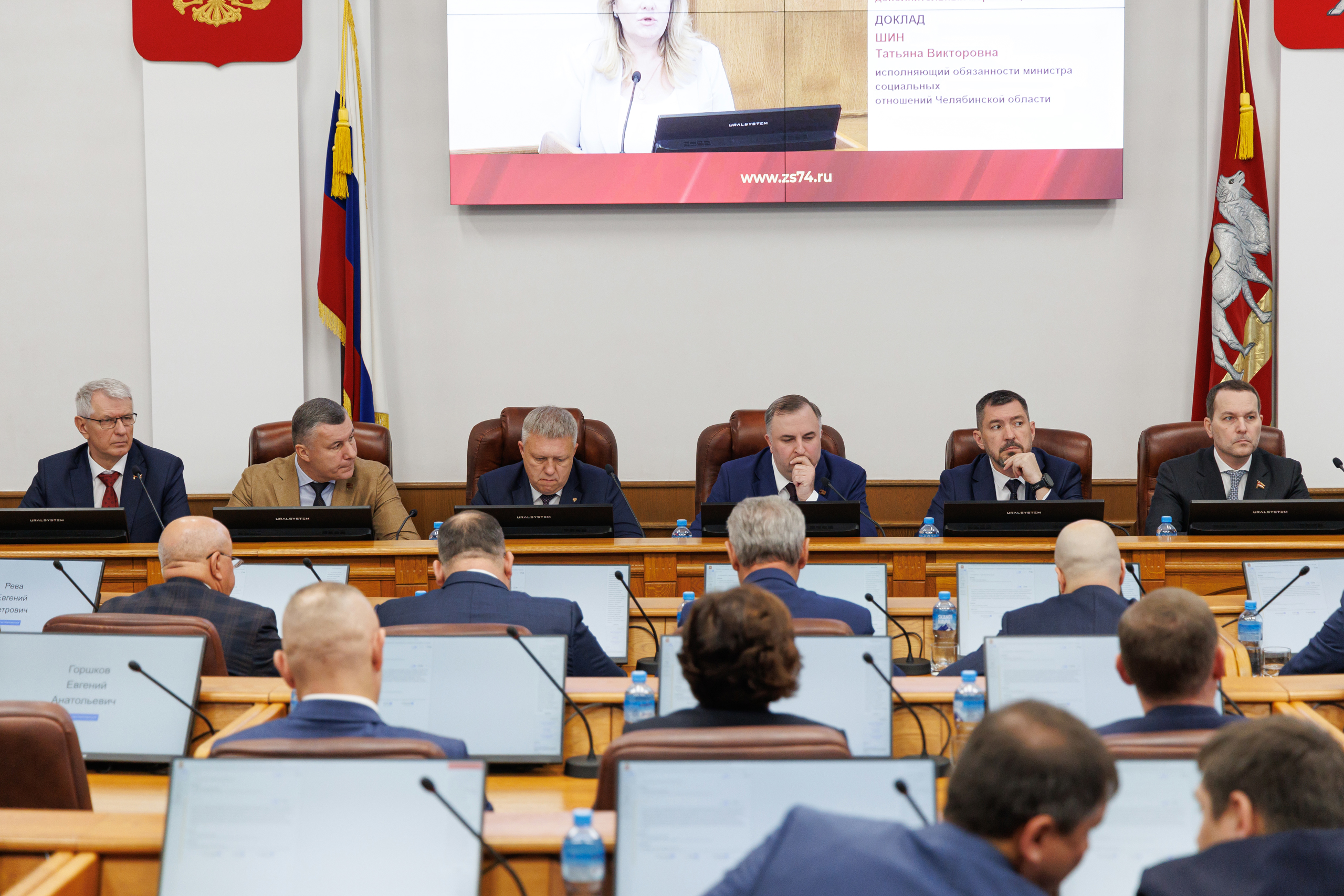 По инициативе Губернатора Алексея Текслера увеличен размер единовременной выплаты заключившим контракт с Министерством обороны РФ