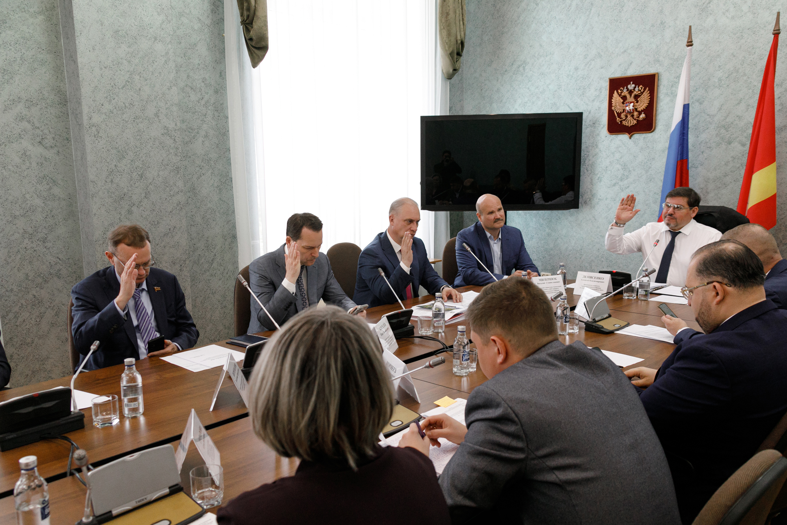 Депутаты обсудили итоги прошедшего в регионе отопительного сезона