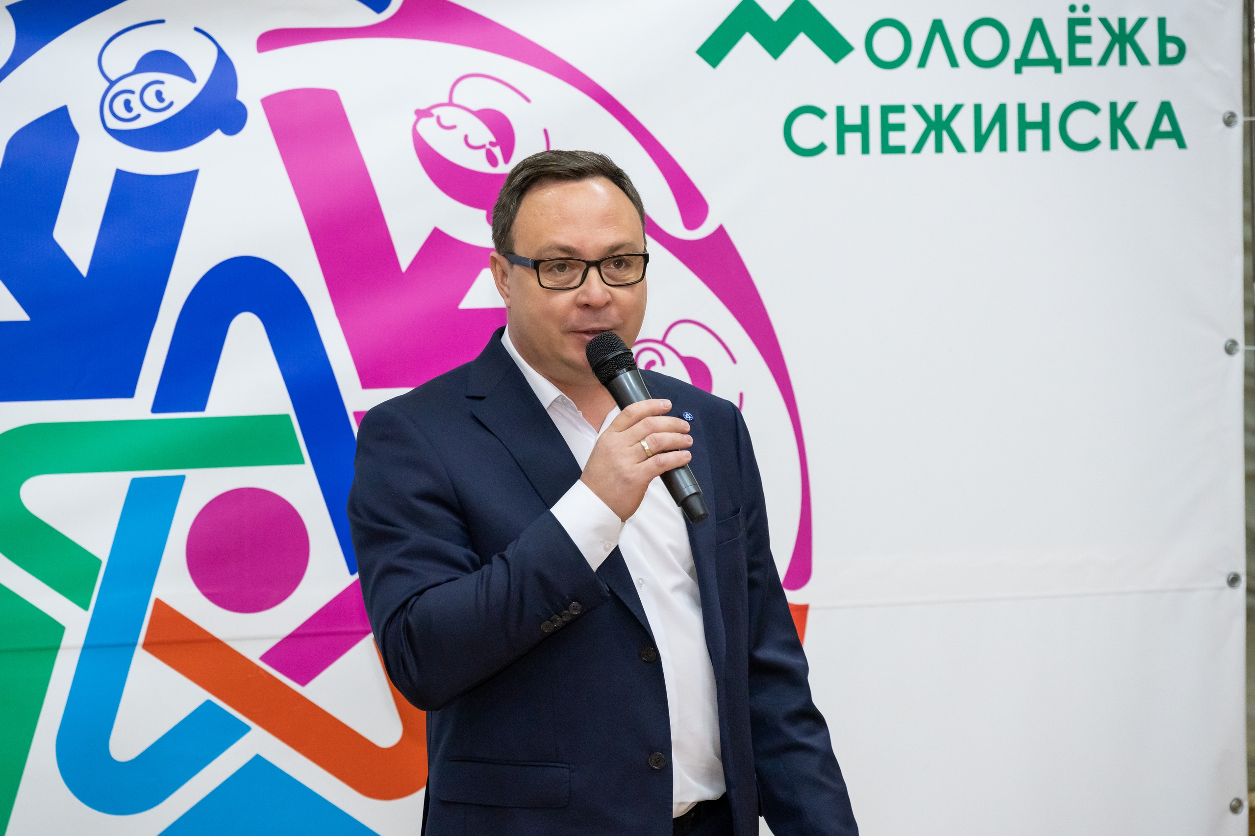 Депутат Алексей Ремезов поддержал инициативы снежинских школьников