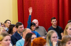 Председатель Законодательного Собрания области Александр Лазарев провел публичный отчет о деятельности областного парламента в Озерске