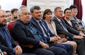 Церемония награждения работников сферы здравоохранения