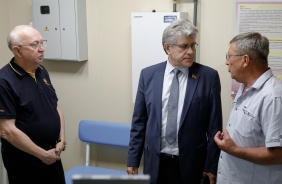 Александр Журавлев посетил фельдшерско-акушерский пункт в деревне Щапино