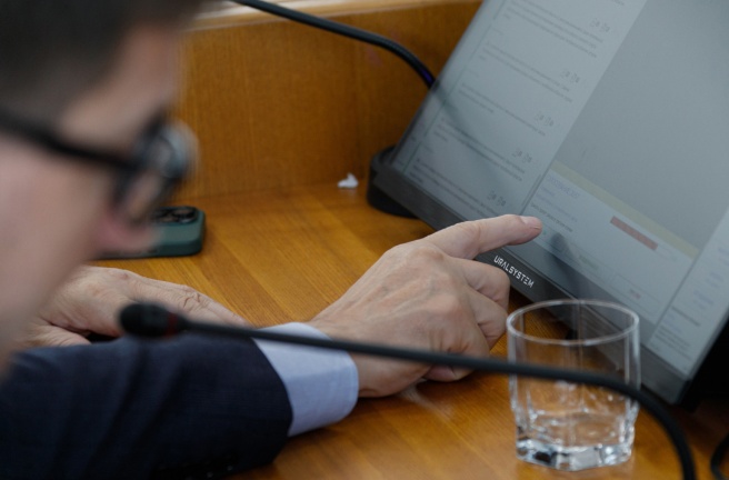 Южноуральские депутаты предлагают отменить комиссию при оплате жилищно-коммунальных услуг для социально незащищенных граждан в отделениях «Почты России»