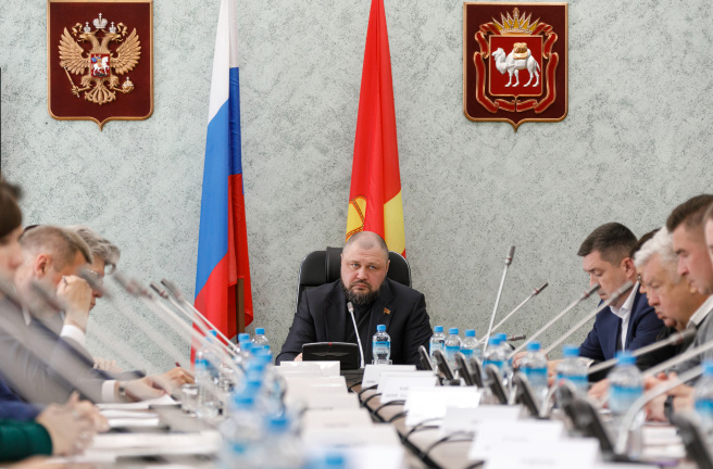 Комитет по социальной политике поддержал изменения в закон «О дополнительных мерах социальной поддержки семей, имеющих детей, в Челябинской области» 