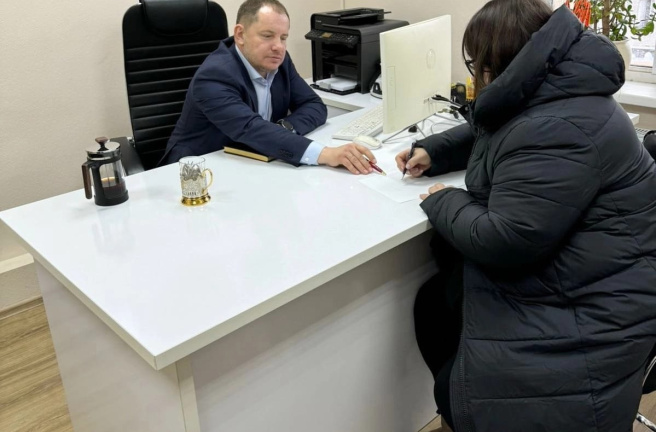 Евгений Рева провел личный прием граждан 