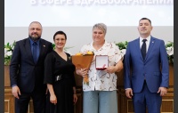 Церемония награждения работников сферы здравоохранения