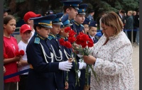 Церемония возложения венков и цветов к Вечному Огню ко Дню памяти и скорби