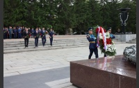 Церемония возложения венков и цветов к Вечному Огню ко Дню памяти и скорби