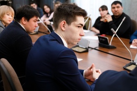 Олег Гербер принял участие в заседании Собрания молодых депутатов Челябинской области 