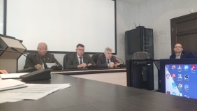 Депутат Валерий Колокольцев провел встречи с избирателями Ленинского района Магнитогорска