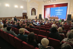 Председатель Законодательного Собрания области Александр Лазарев встретился с жителями Южноуральска