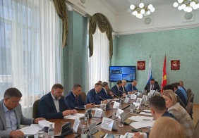 Заседание комитета по строительной политике и ЖКХ