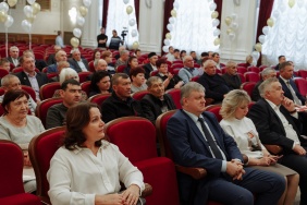 В Законодательном Собрании прошла церемония награждения лауреатов премии областного парламента в сфере агропромышленного комплекса