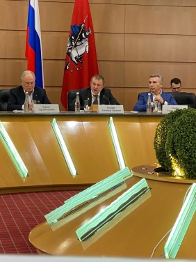 Голосование состоялось в рамках совместного заседания президиумов правлений общественной организации «Опора России» и ассоциации «Некоммерческое партнерство «Опора».