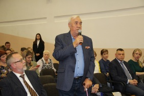 Депутаты Законодательного Собрания провели встречу с жителями Каслинского муниципального района