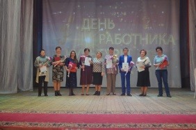 Заместитель председателя Законодательного Собрания Павел Киселёв поздравил сотрудников учреждений культуры с профессиональным праздником