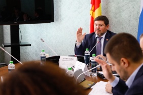 Комитет по строительной политике и ЖКХ заслушал доклад об итогах деятельности правительства Челябинской области за 2022 год по вопросам ведения комитета 