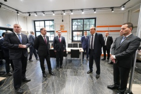 Депутаты комитета по промышленной политике, энергетике, транспорту и тарифному регулированию провели выездное заседание на фабрике «Юничел»