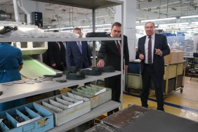 Депутаты комитета по промышленной политике, энергетике, транспорту и тарифному регулированию провели выездное заседание на фабрике «Юничел»