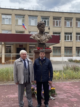 Александр Решетников