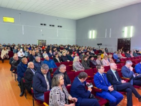 Публичный отчет о работе Законодательного Собрания состоялся в Октябрьском районе