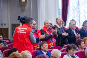 В Законодательном Собрании наградили лауреатов премии «Общественное признание»