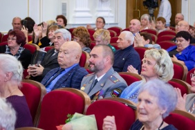 В Законодательном Собрании наградили лауреатов премии «Общественное признание»
