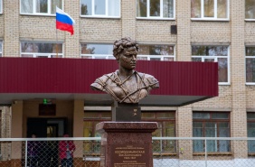Председатель Законодательного Собрания Александр Лазарев встретился с избирателями в Аше