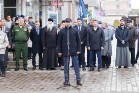 Депутат Олег Садовских принял участие в торжественном открытии в Златоусте памятника первому космонавту