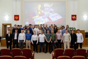Вручение благодарностей оргкомитету и волонтерам турнира "Мы верим в каждого!"
