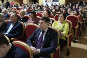Во дворце культуры «Металлург» состоялось совместное заседание Собрания депутатов Ашинского муниципального района и Совета депутатов Ашинского городского поселения, на котором глава Ашинского муниципального района Вадим Сергеев выступил с отчетом о работе администрации за 2022 год.