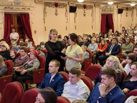 Председатель Законодательного Собрания области Александр Лазарев с рабочим визитом находится в Усть-Катаве