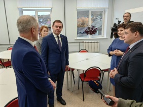 Председатель Законодательного Собрания области Александр Лазарев с рабочим визитом находится в Усть-Катаве