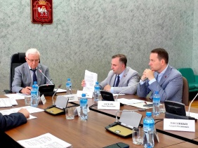 Комитет по бюджету и налогам одобрил изменения в областной бюджет на 2024 год