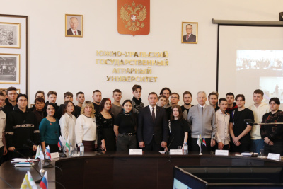 Александр Лазарев встретился со студентами Южно-Уральского государственного аграрного университета
